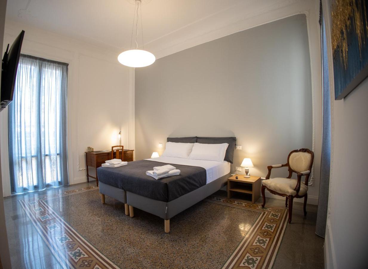 Petrarca Suite パレルモ エクステリア 写真
